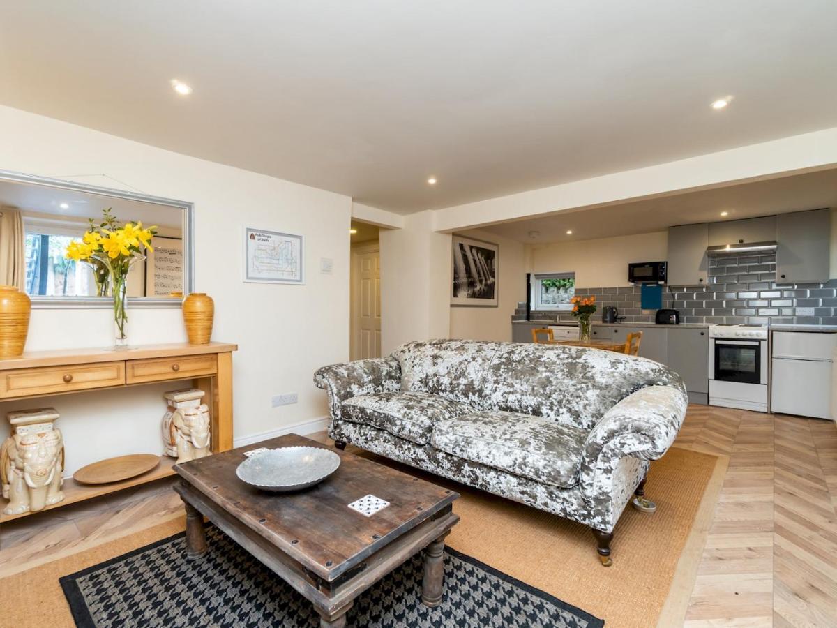 Pass The Keys Lovely 1 Bed Apartment With Free Parking Bath Eksteriør billede